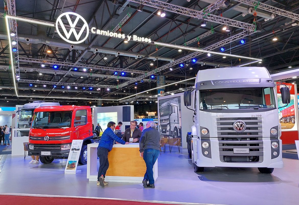 VW Camiones Y Buses Exhibe El Nuevo Meteor En ExpoTransporte AUTO X Arg