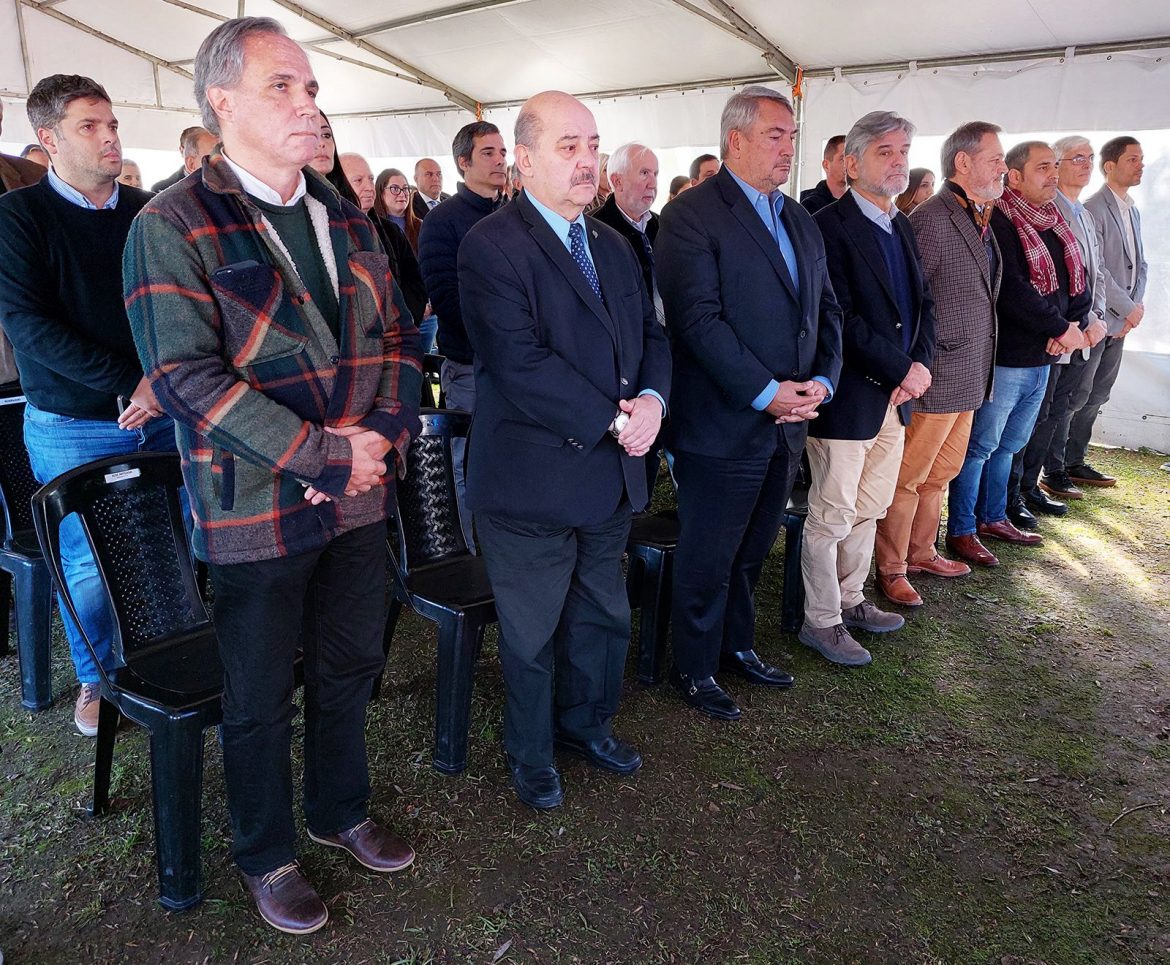 La UNLP CTA Y La Empresa Nueve De Julio Presentaron El Primer Colectivo