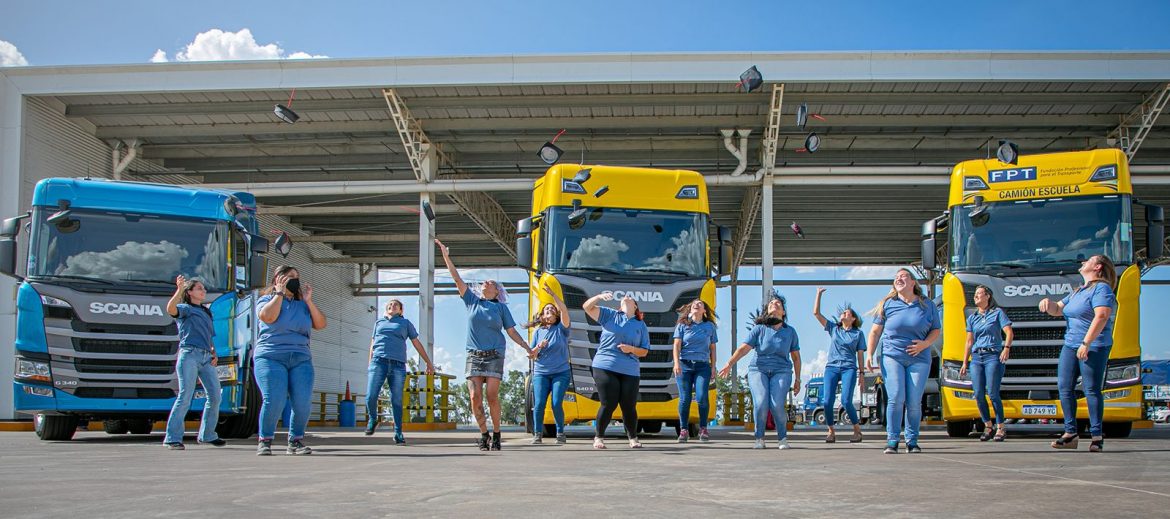 Más de 1.422 mujeres se inscribieron a la tercera edición del programa “Conductoras” de Scania