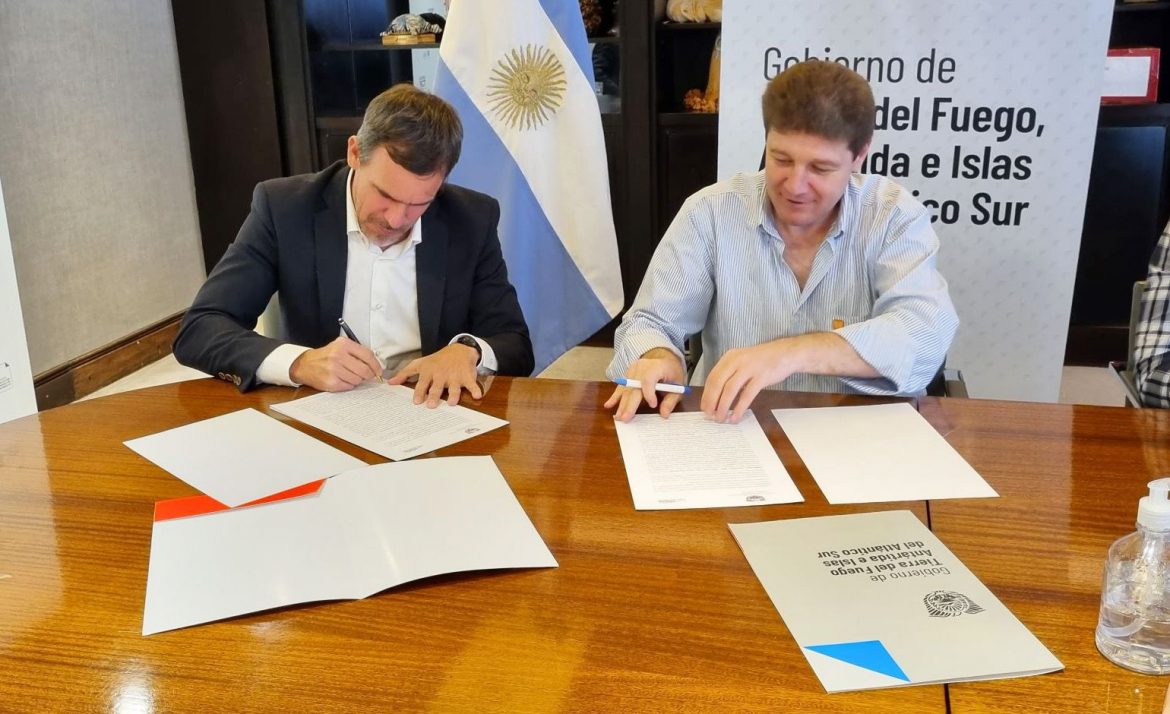 ADEFA firmó un convenio de cooperación con la provincia de Tierra del Fuego