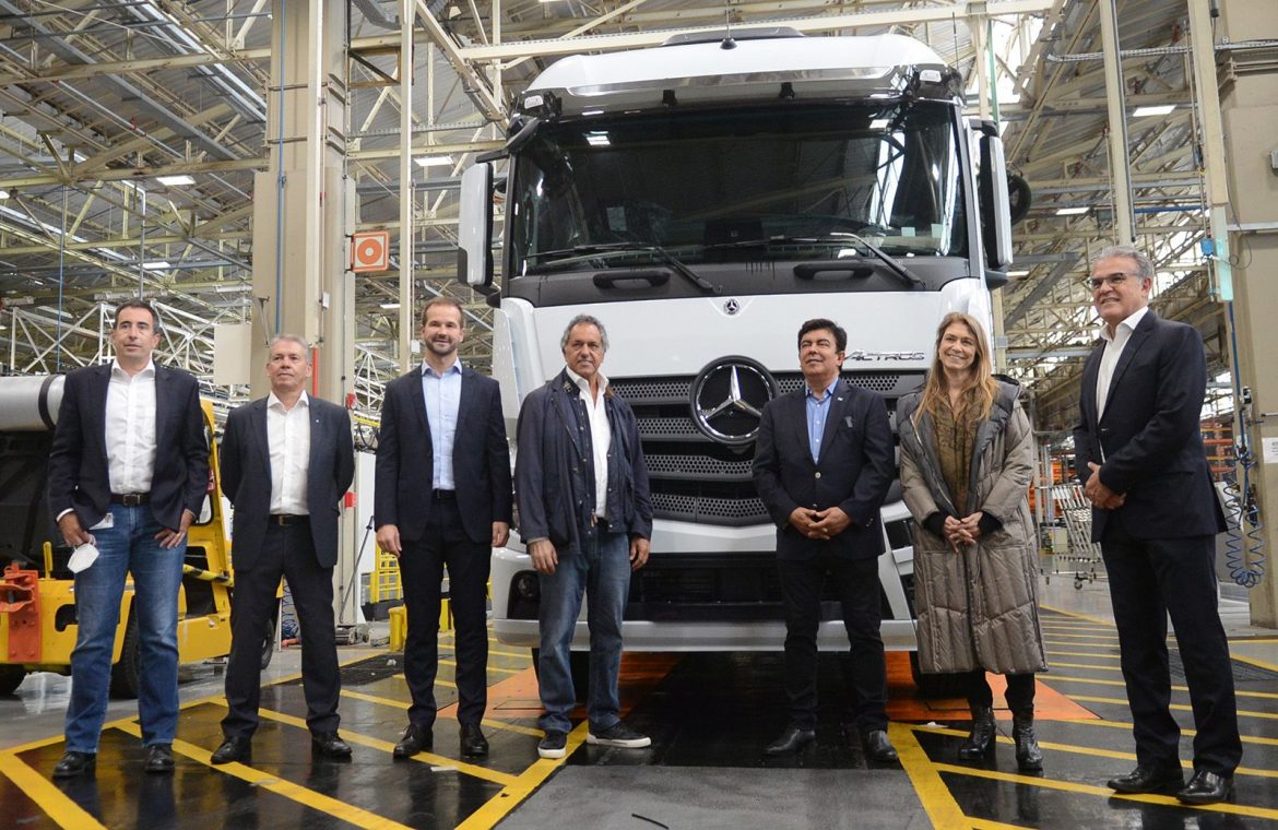 Mercedes-Benz recibió la visita de autoridades argentinas en su fábrica de São Bernardo do Campo