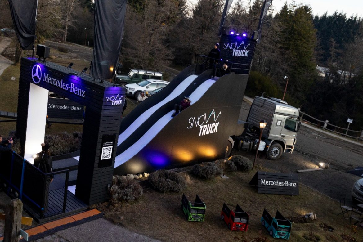 El Mercedes-Benz Snow Truck llegó a Villa La Angostura