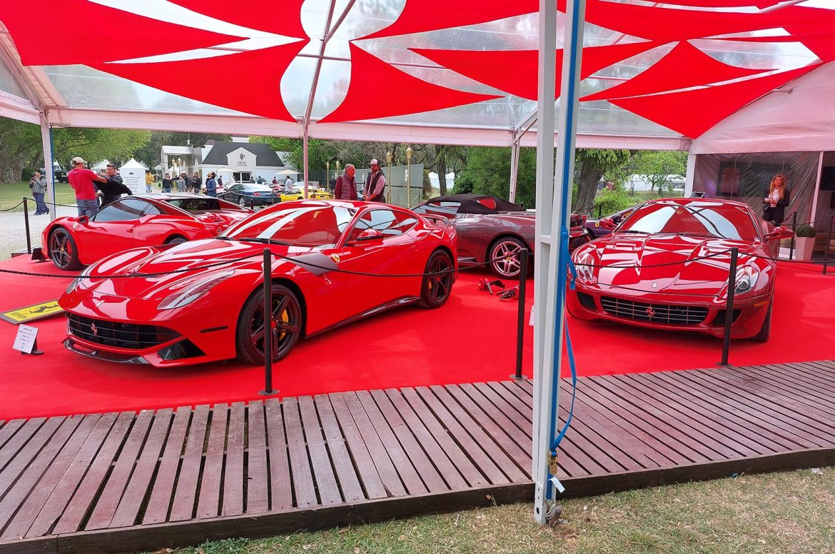 El Club Ferrari celebró los 75 años de la marca en Autoclásica
