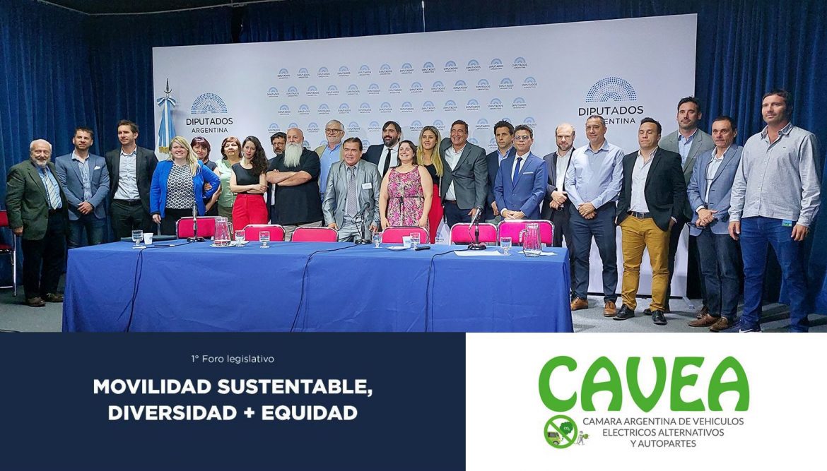 CAVEA realizó el primer Foro Legislativo de Movilidad Sustentable en Diputados con el objetivo de sumar más opiniones para la Ley de Electromovilidad