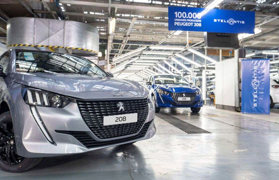 Peugeot alcanzó las 100.000 unidades producidas del 208 en El Palomar