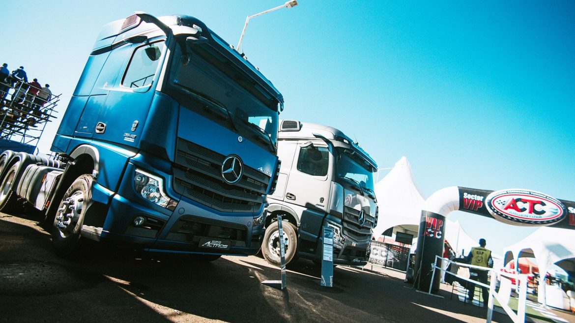 Mercedes-Benz Camiones y Buses acompaña por séptimo año consecutivo al Turismo Carretera