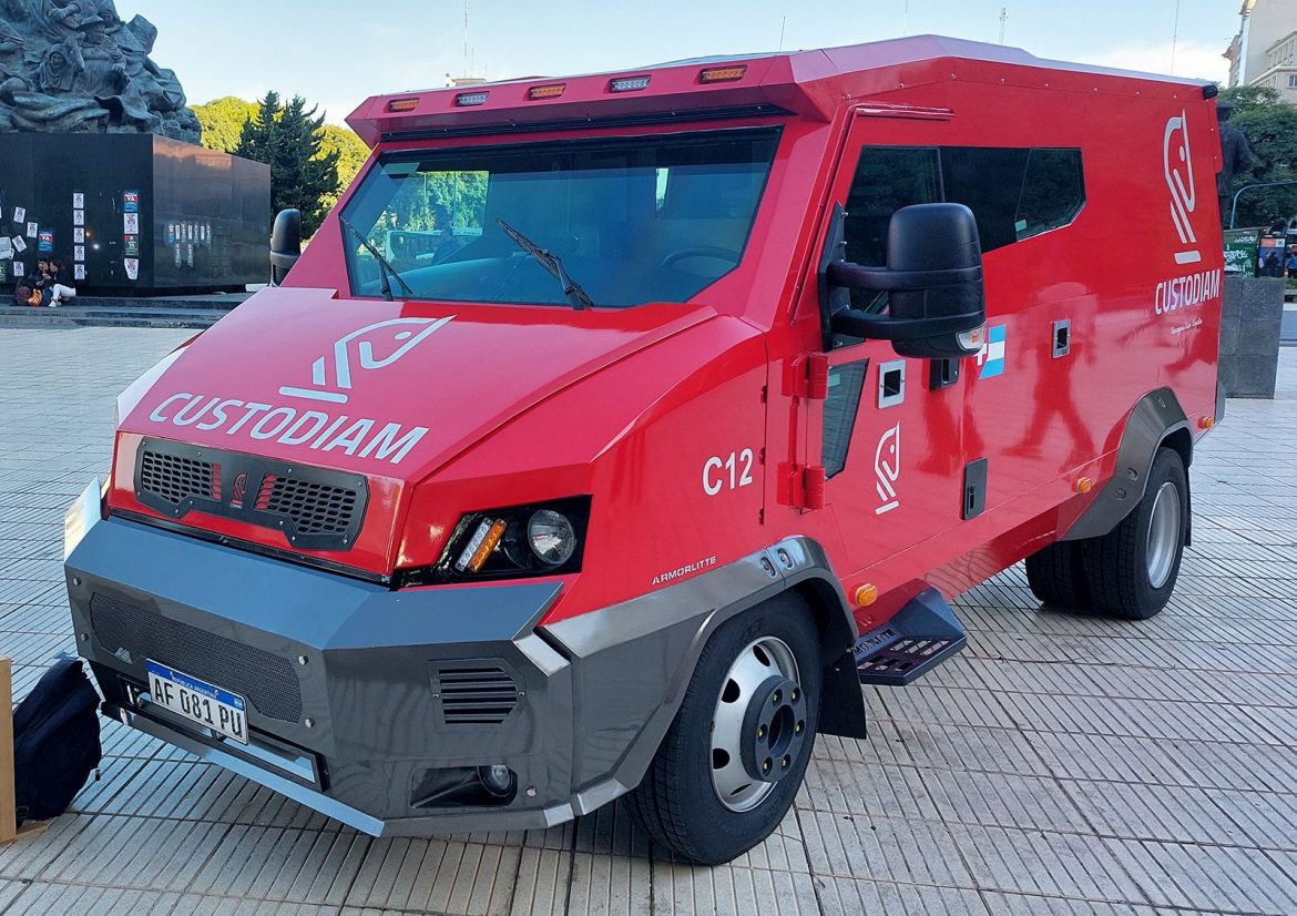 Armorlitte Custodiam: Así es el camión blindado diseñado en Argentina por una empresa de seguridad
