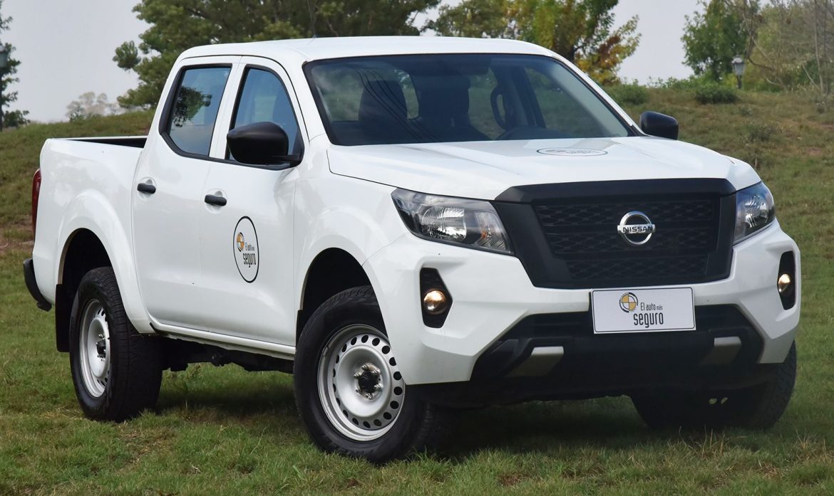 Nissan Frontier reconocida como “Pickup mediana más segura” por CESVI en Argentina