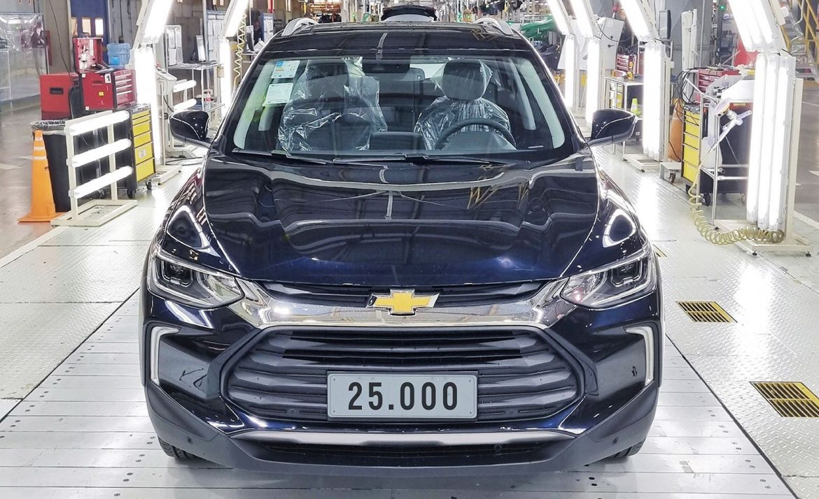 Chevrolet anunció que a fin de año incrementará la producción de la Tracker y que discontinuará el Cruze