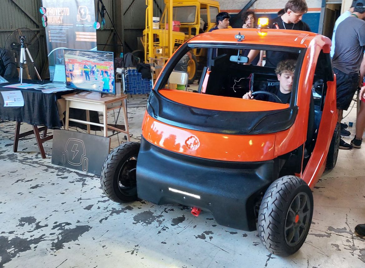 El proyecto MUNAY del IMPA fue presentado en la Feria Anual de la escuela: En 2024 el vehículo continuará evolucionando con otros alumnos