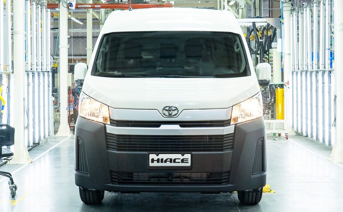 Toyota inició la producción del utilitario Hiace en Argentina