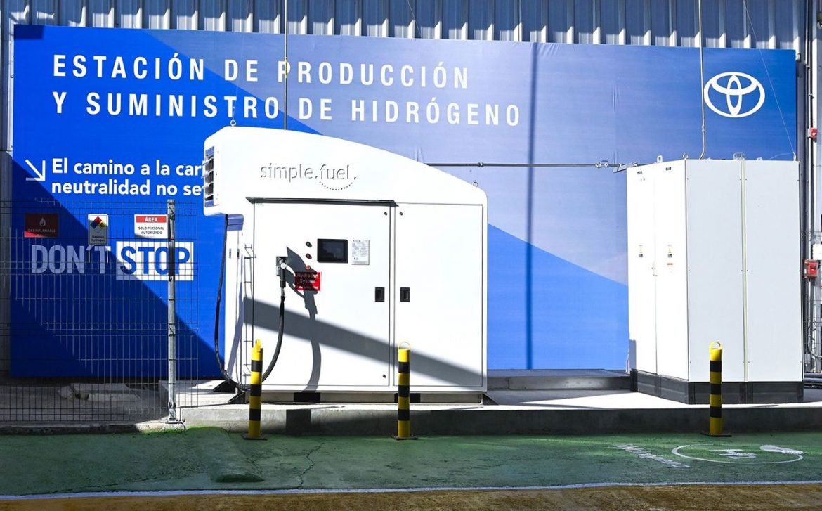 Toyota inauguró la primera planta de producción y suministro de hidrógeno de Chile
