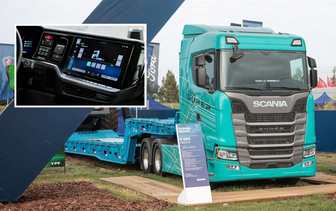 Scania presentó en Expoagro su nuevo camión Súper con bitren y un nuevo panel digital y pantalla multimedia táctil